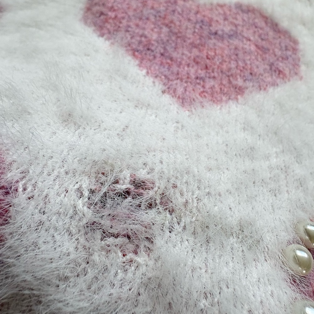NWT Absolutely Small Fuzzy Crew Neck Pink and White Heart Sweater With Pearls - Picture 7 of 7